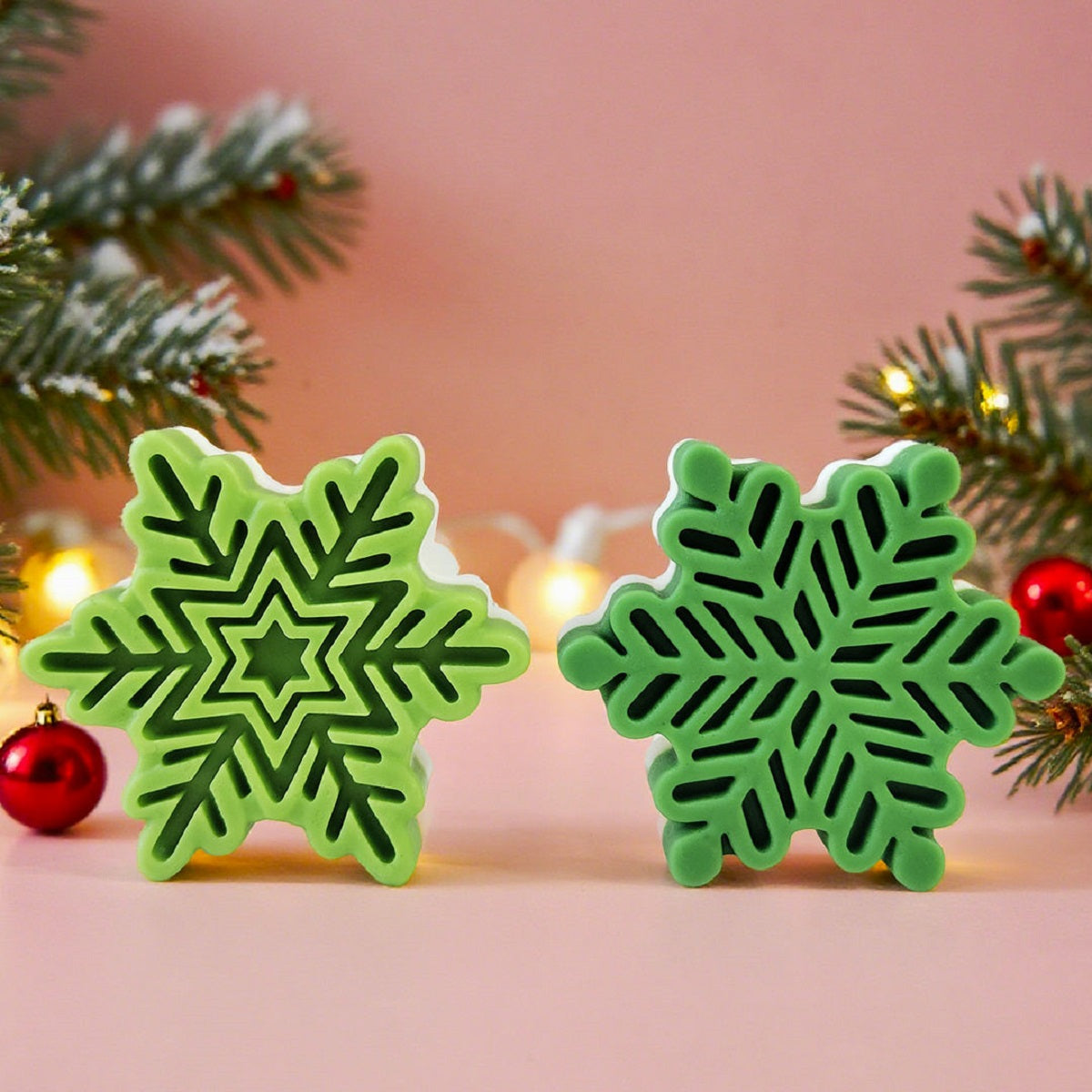 DIY Christmas Snowflake Silicone Mold Scented Candle Mold Handmade Soap Mold Christmas Cookie Candy Chocolate Baking Mold