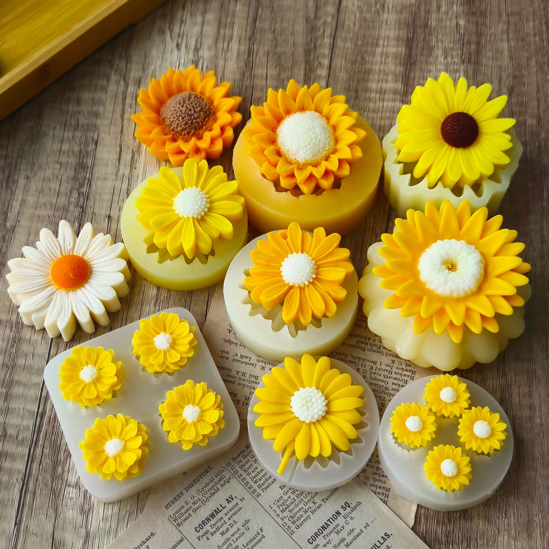 Sunflower Epoxy Ornament Silicone Mold Daisy Flower Aroma Diffuser Stone Handmade Soap Gypsum Decorative Mold